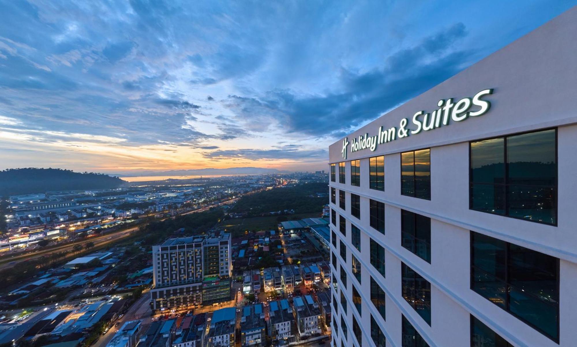 Holiday Inn & Suites Penang Prai By Ihg Букит-Мертаджам Экстерьер фото