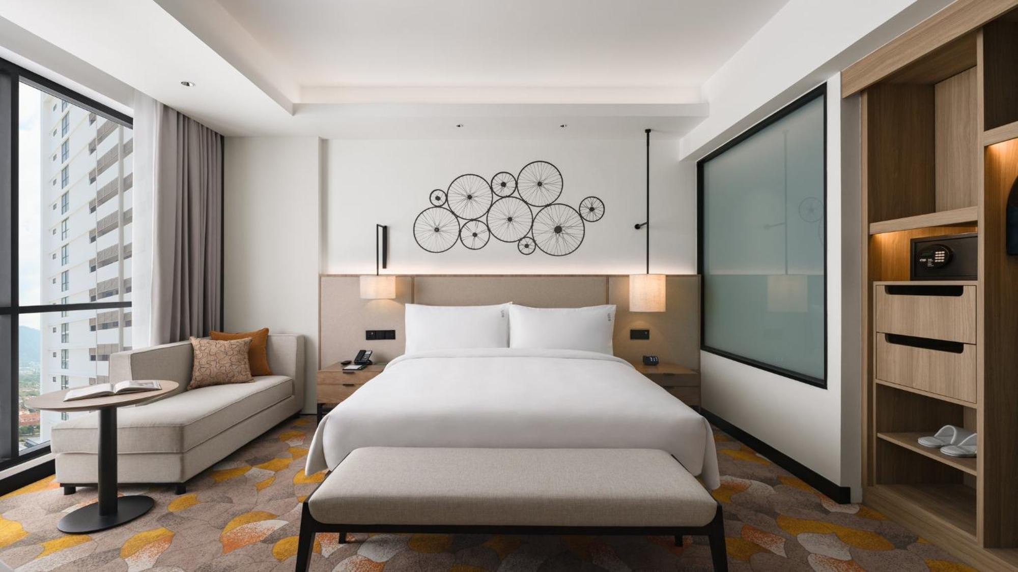 Holiday Inn & Suites Penang Prai By Ihg Букит-Мертаджам Экстерьер фото