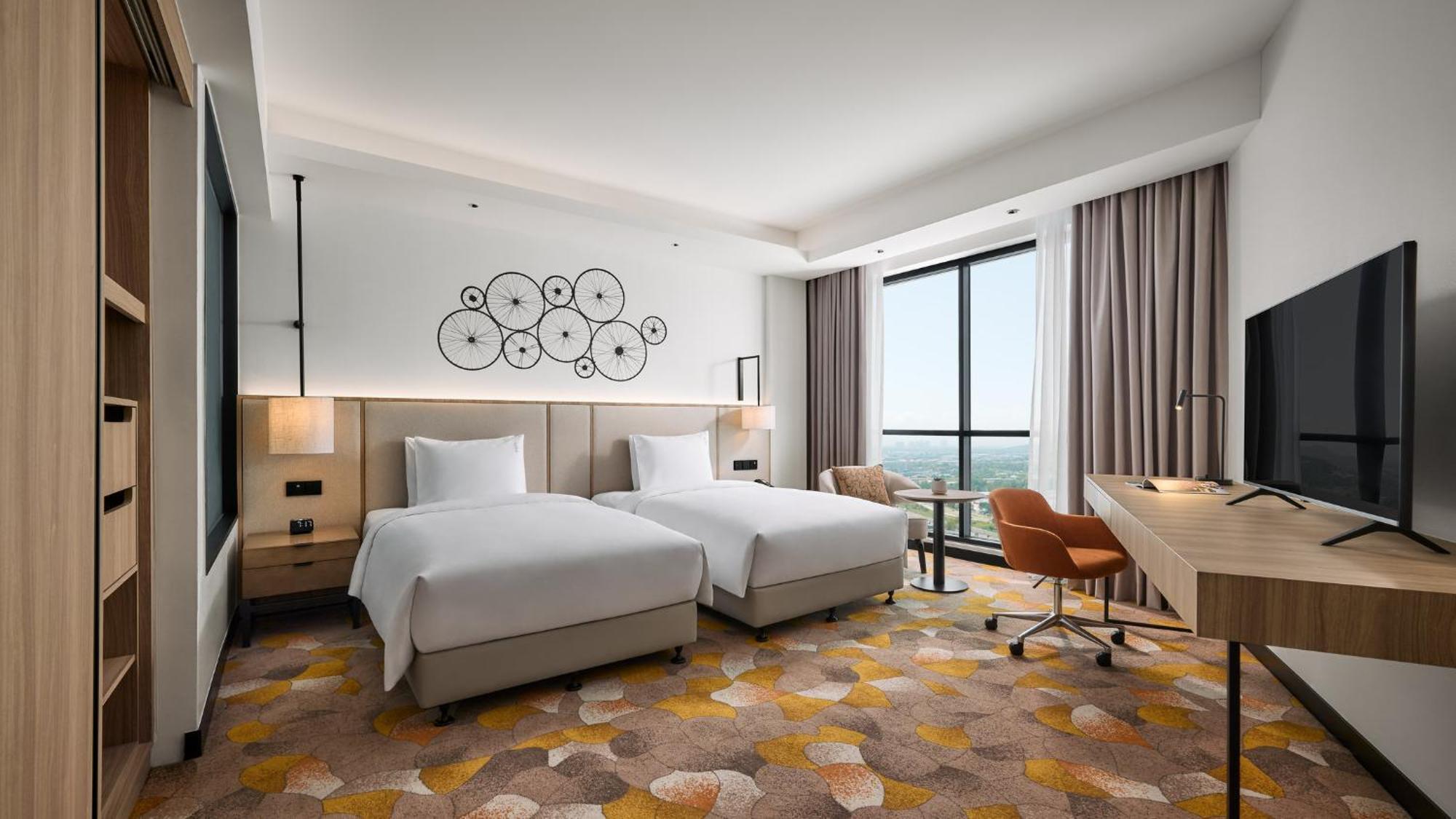 Holiday Inn & Suites Penang Prai By Ihg Букит-Мертаджам Экстерьер фото