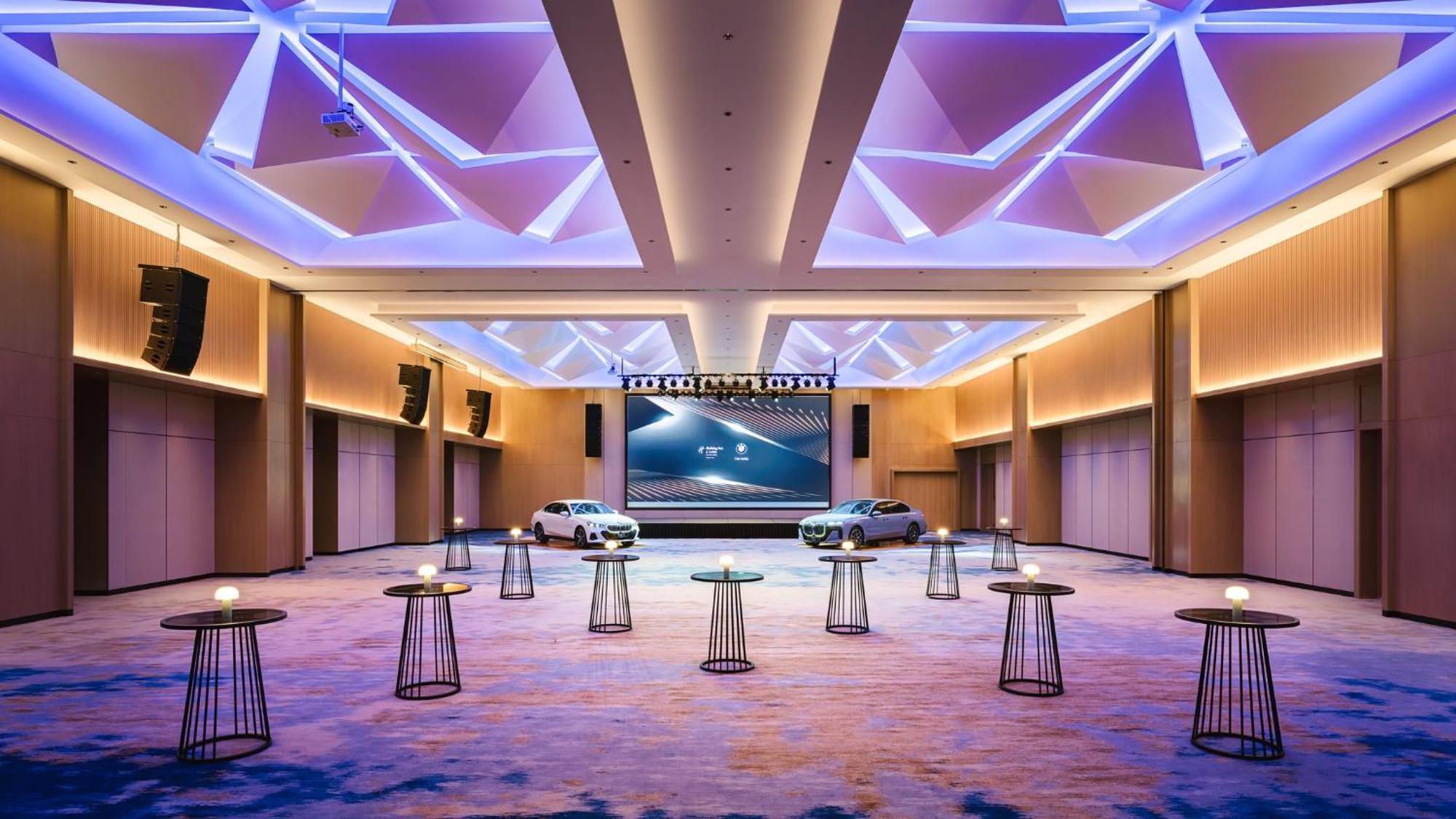 Holiday Inn & Suites Penang Prai By Ihg Букит-Мертаджам Экстерьер фото